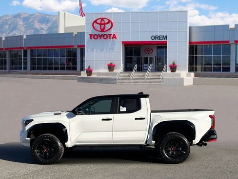 New 2026 Toyota Tacoma TRD Pro AWD/4WD image 5