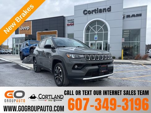 Used 2022 Jeep Compass Limited AWD/4WD image 1