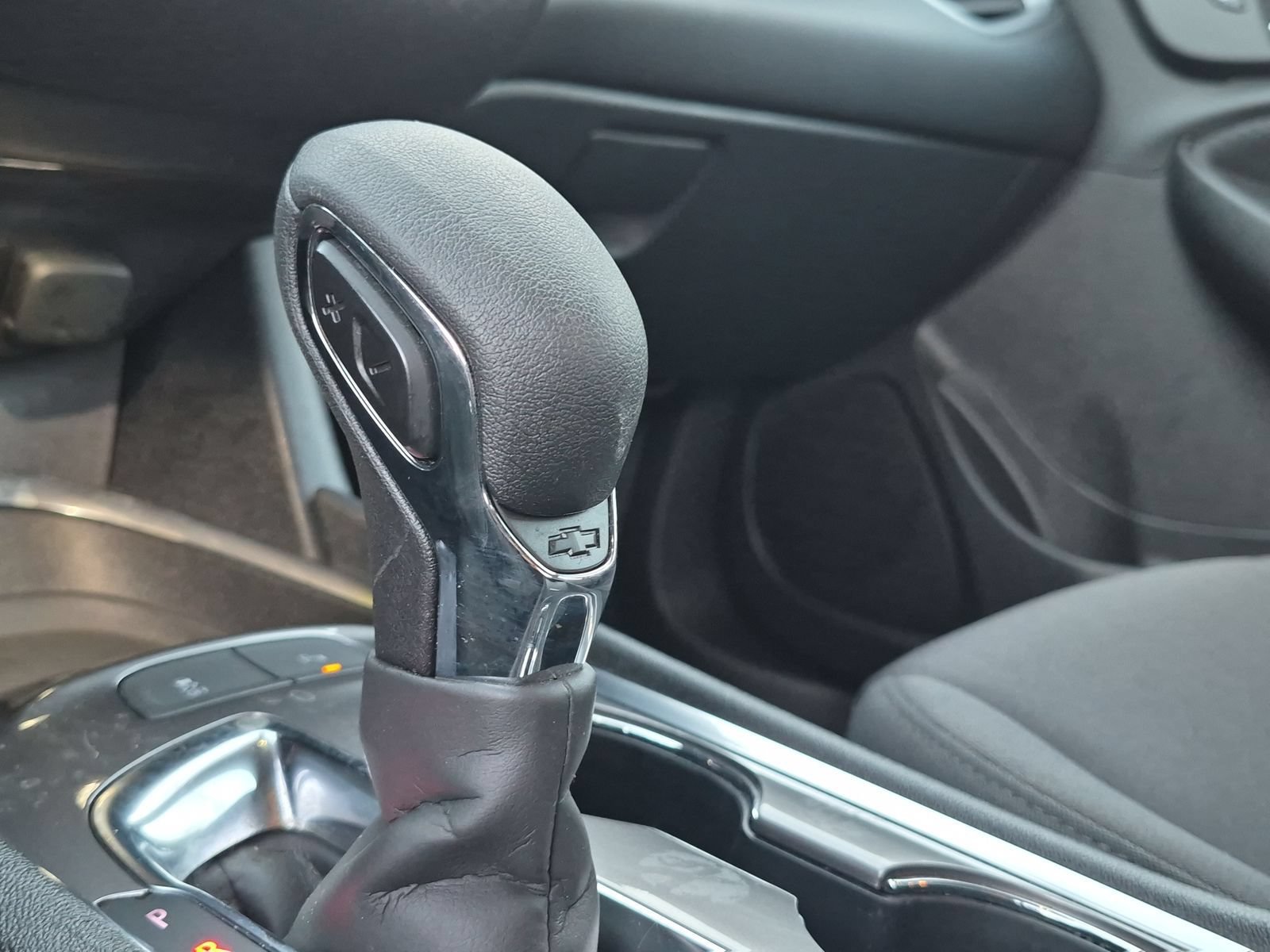 Used 2025 Chevrolet Malibu LT FWD image 30