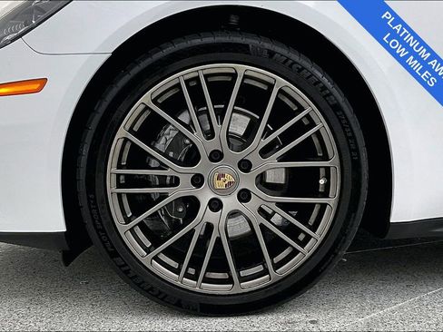 Used 2022 Porsche Panamera Platinum Edition RWD image 10