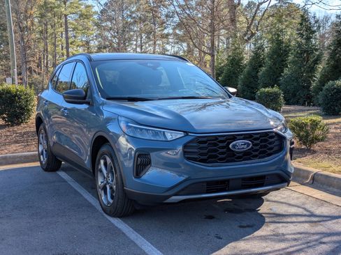 New 2026 Ford Escape ST-Line w/ Tech Pack #1 image 2