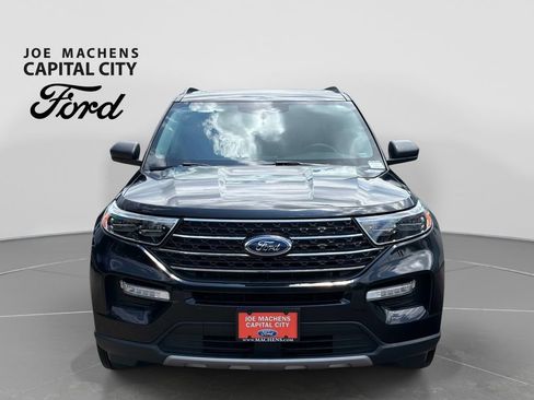 Used 2024 Ford Explorer XLT w/ Equipment Group 202A AWD/4WD image 10