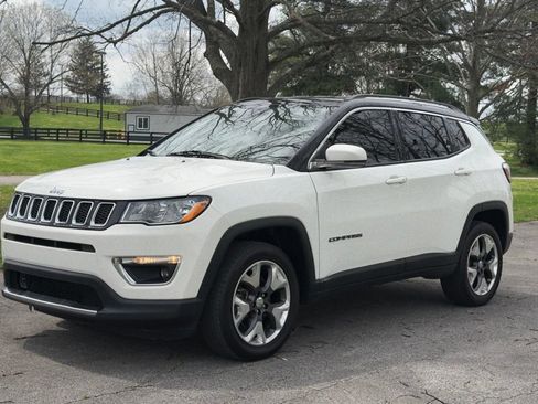 Used 2021 Jeep Compass Limited AWD/4WD image 33