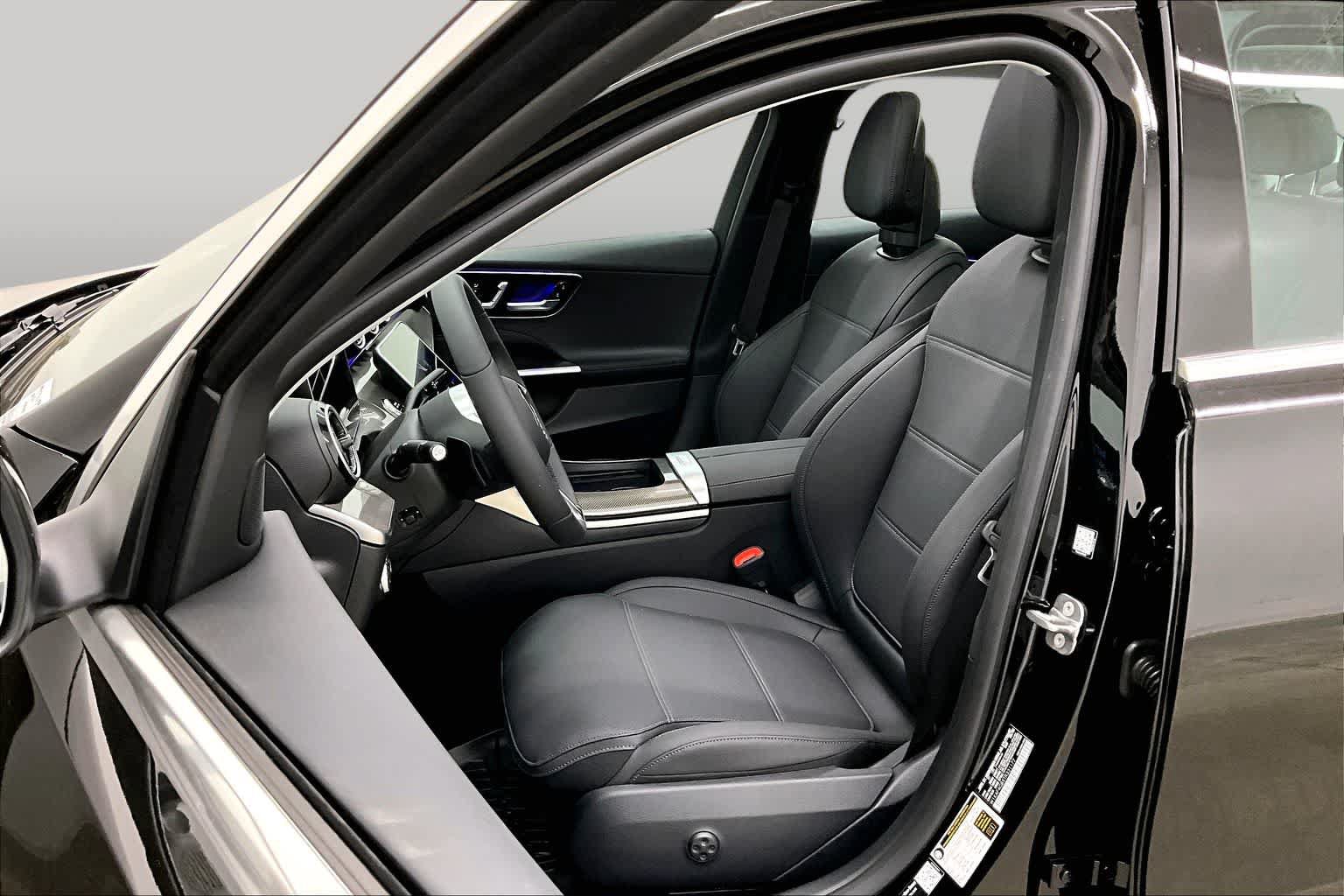 Used 2026 Mercedes-Benz C 300 Sedan image 9