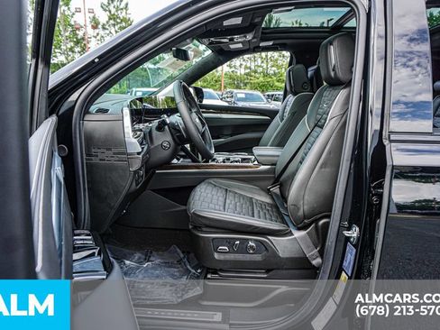 Used 2026 Cadillac Escalade ESV Platinum Sport w/ LPO, ONYX Package AWD/4WD image 22