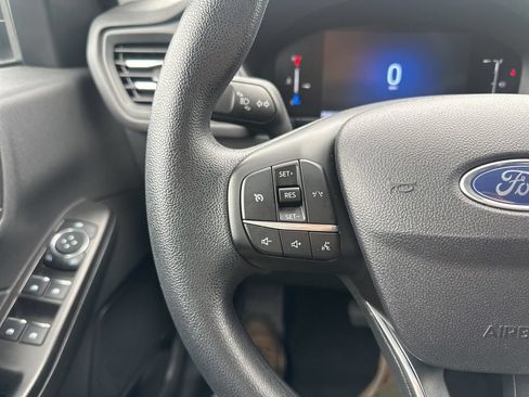 Used 2025 Ford Escape Active AWD/4WD image 19