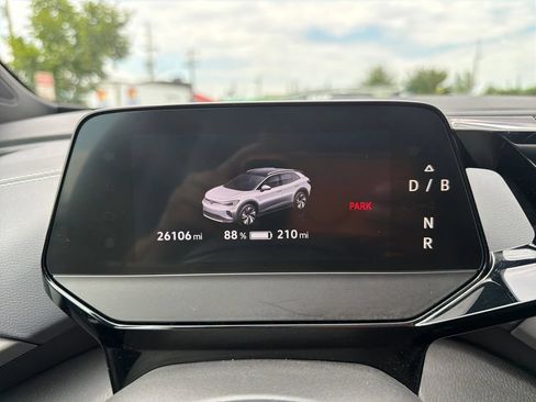 Certified 2023 Volkswagen ID.4 Pro S Plus AWD/4WD image 18