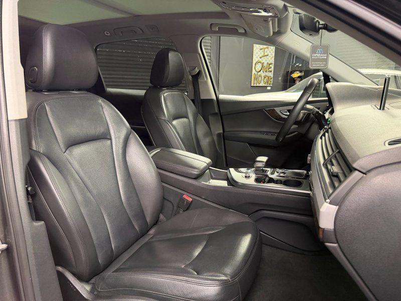 Used 2019 Audi Q7 2.0T Premium Plus w/ Premium Plus Package AWD/4WD image 19