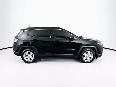 Used 2022 Jeep Compass Latitude w/ Convenience Group FWD image 10