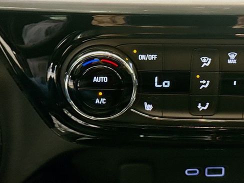 New 2026 Chevrolet Trax LT image 21