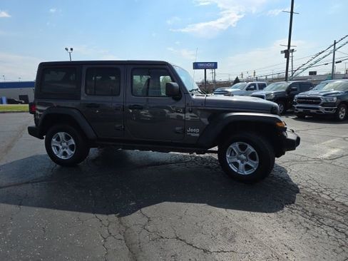 Used 2020 Jeep Wrangler Unlimited Sport S AWD/4WD image 10