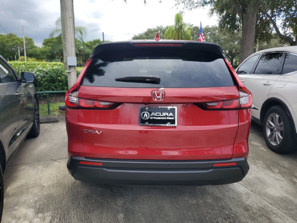 Used 2025 Honda CR-V EX image 7
