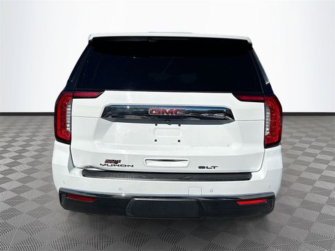 Used 2021 GMC Yukon XL SLT image 7