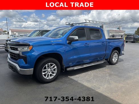 Used 2022 Chevrolet Silverado 1500 LT AWD/4WD image 1