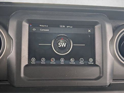 Certified 2023 Jeep Gladiator Sport image 13