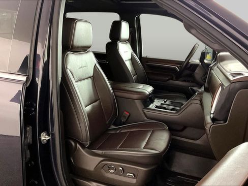 Used 2024 GMC Sierra 2500 Denali w/ Denali Reserve Package AWD/4WD image 9