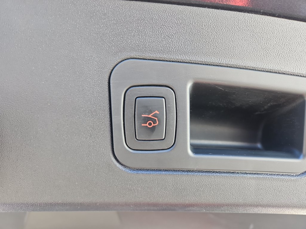 Used 2019 Tesla Model S Long Range AWD/4WD image 23