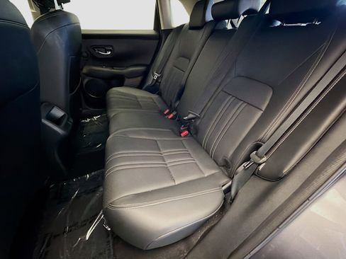 Used 2024 Honda HR-V EX-L image 13