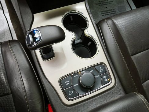 Used 2014 Jeep Grand Cherokee Summit image 31