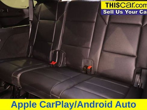 Used 2023 Cadillac Escalade Luxury RWD image 24