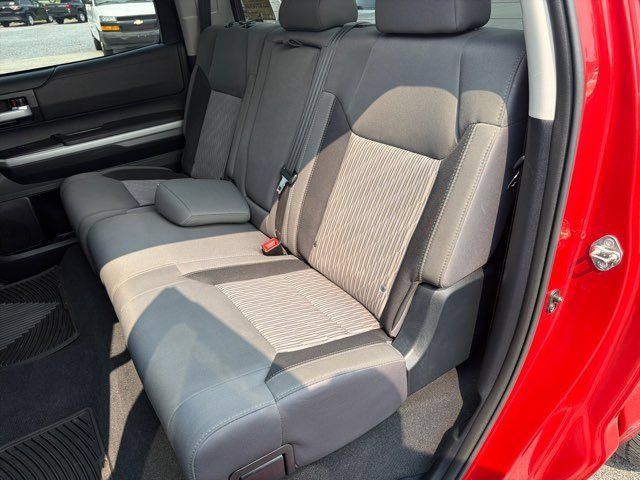 Used 2015 Toyota Tundra SR5 w/ TRD Off Road Package AWD/4WD image 19