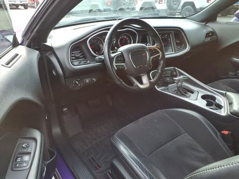 Used 2018 Dodge Challenger GT w/ GT Interior Package image 15