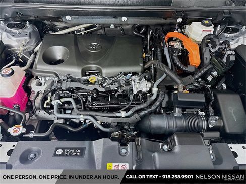 Used 2022 Toyota RAV4 XLE Premium image 28