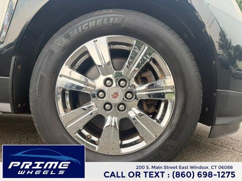 Used 2014 Cadillac SRX Luxury w/ Driver Awareness Package AWD/4WD image 25