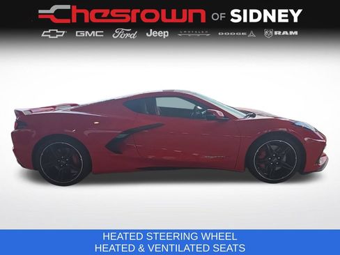 Used 2022 Chevrolet Corvette Stingray Preferred Cpe w/ Z51 Performance Package RWD image 4
