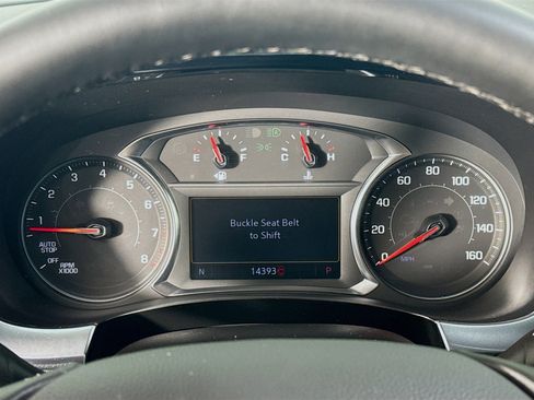 Used 2024 Chevrolet Traverse RS image 16