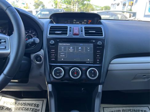 Used 2016 Subaru Forester 2.5i Touring w/ Eyesight & Navigation System AWD/4WD image 17