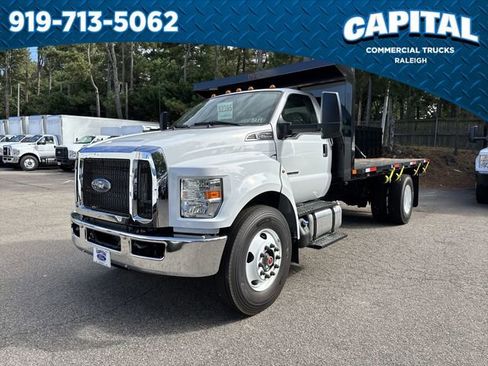 New 2026 Ford F750 2WD Regular Cab Super Duty image 1
