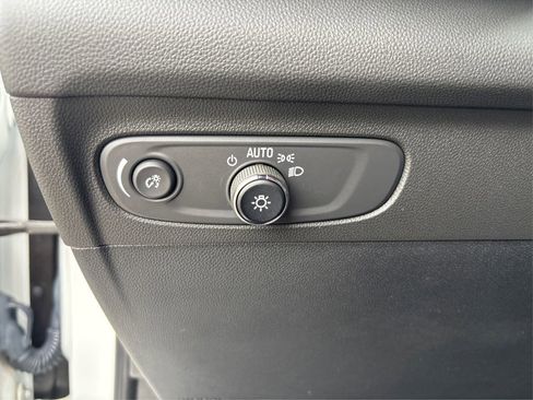 Used 2023 Buick Envision Preferred AWD/4WD image 25