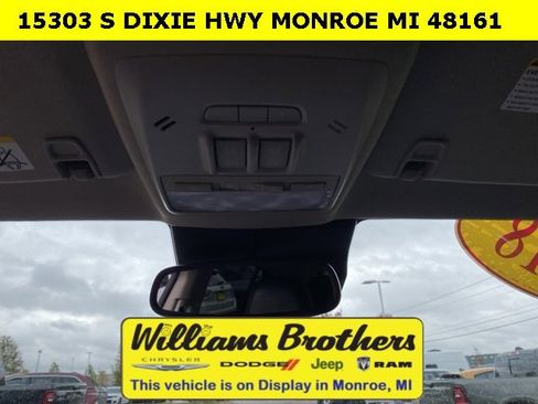 Used 2018 Buick Encore Premium w/ Experience Buick Package image 18