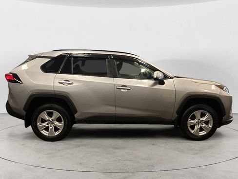 Used 2019 Toyota RAV4 XLE w/ Convenience Package AWD/4WD image 7