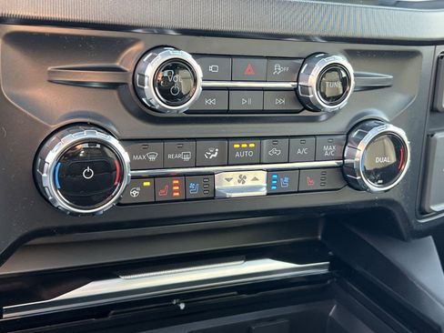 New 2026 Ford F250 Platinum image 21