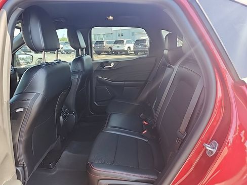 Used 2025 Ford Escape ST-Line w/ Tech Pack #1 FWD image 23
