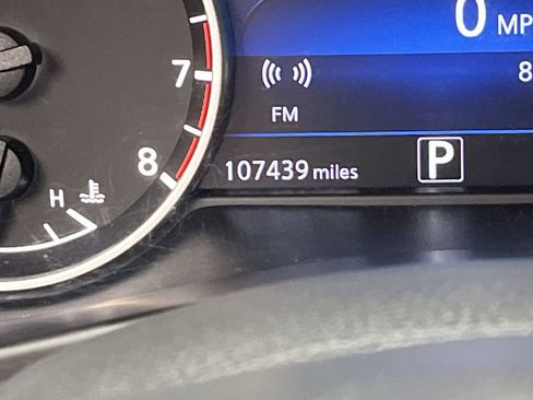 Used 2020 Nissan Murano SL w/ Moonroof Package image 16