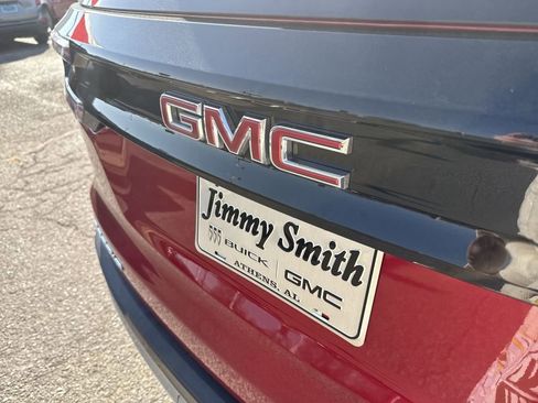 Certified 2024 GMC Acadia Elevation w/ Trailering Package FWD image 38