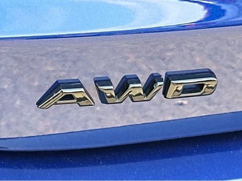 Certified 2023 Cadillac XT6 Sport w/ Technology Package AWD/4WD image 18