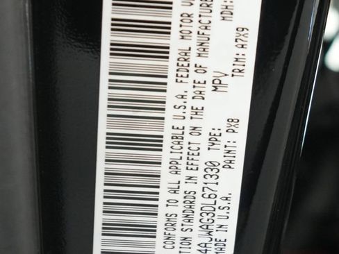 Used 2013 Jeep Wrangler Sport AWD/4WD image 29