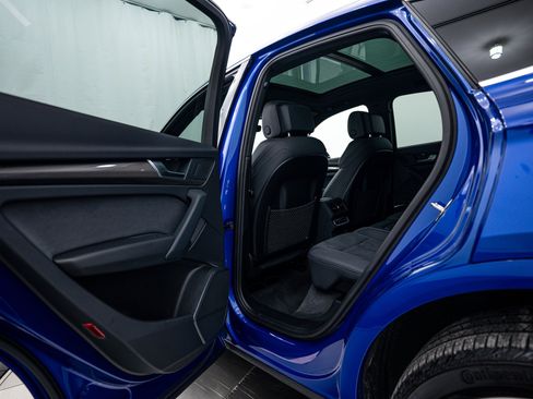 Certified 2024 Audi SQ5 Premium w/ Convenience Package image 17