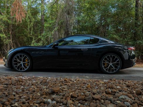 Used 2024 Maserati GranTurismo Modena AWD/4WD image 14