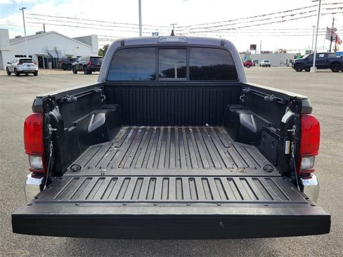 Used 2021 Toyota Tacoma SR5 image 32