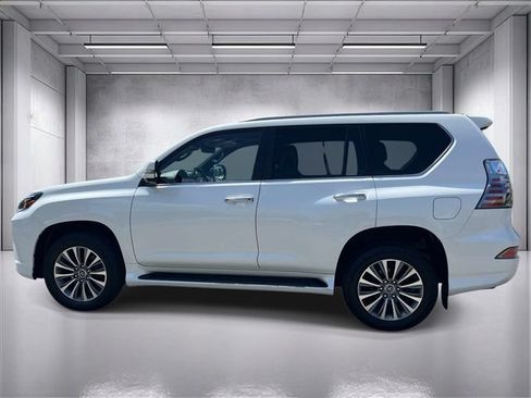 Used 2021 Lexus GX 460 Luxury w/ Accessory Package AWD/4WD image 6