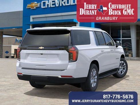 New 2026 Chevrolet Suburban LS image 5