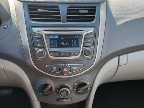 Used 2016 Hyundai Accent SE FWD image 14