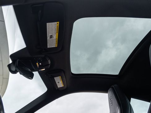 Certified 2024 Porsche 911 Carrera image 25