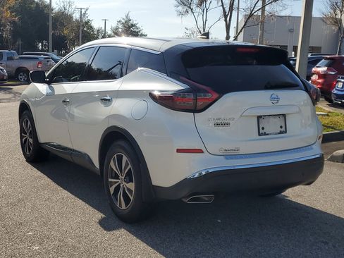 Certified 2022 Nissan Murano S image 8