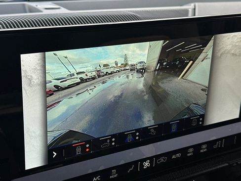 New 2025 GMC Hummer EV 2X AWD/4WD image 19